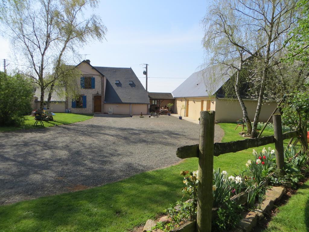 Les Logis Du Breuil Marchéville Exterior foto